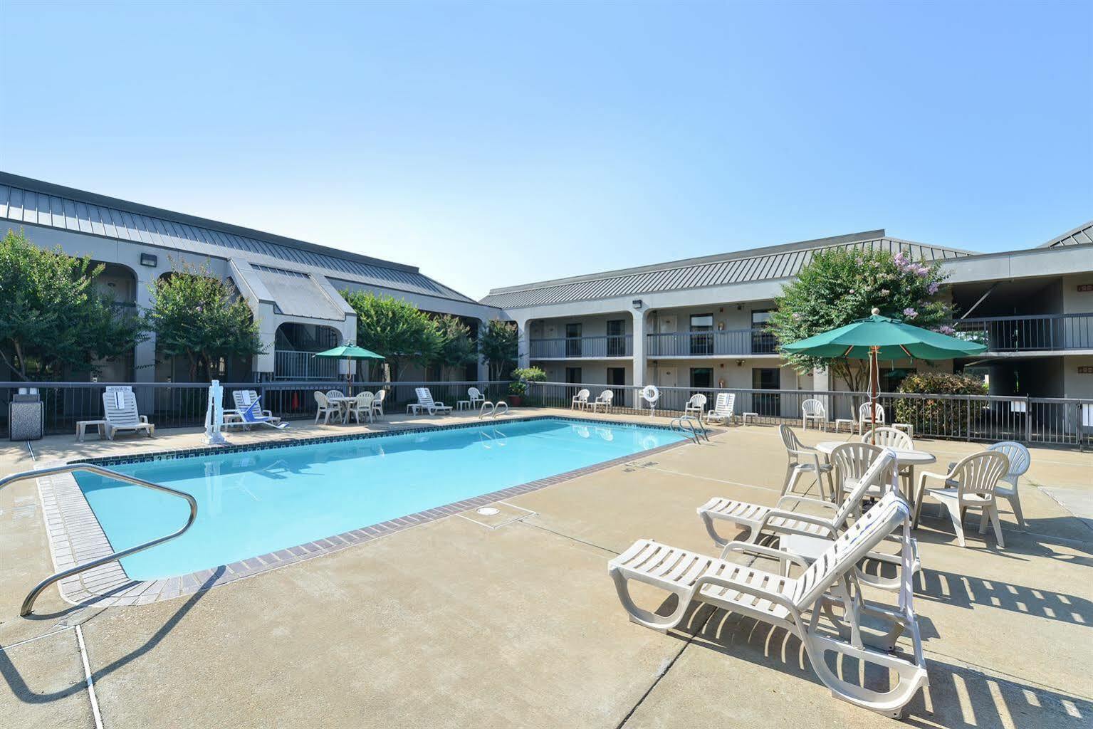 Quality Inn Fredericksburg-Central Park Area Exteriér fotografie
